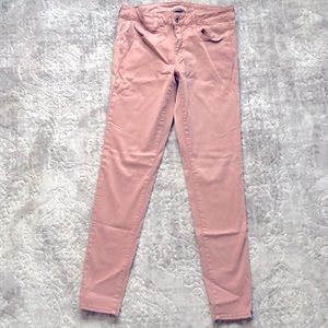 American Eagle light-pink skinny jeans (jeggings). Size 8 regular.